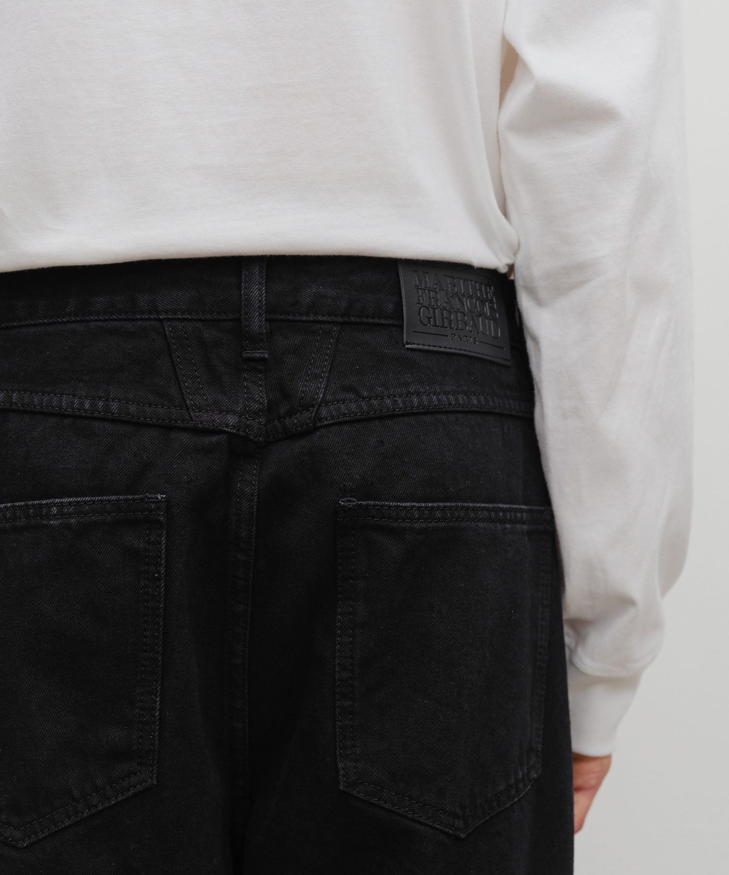 M SLIM STRAIGHT DENIM PANTS