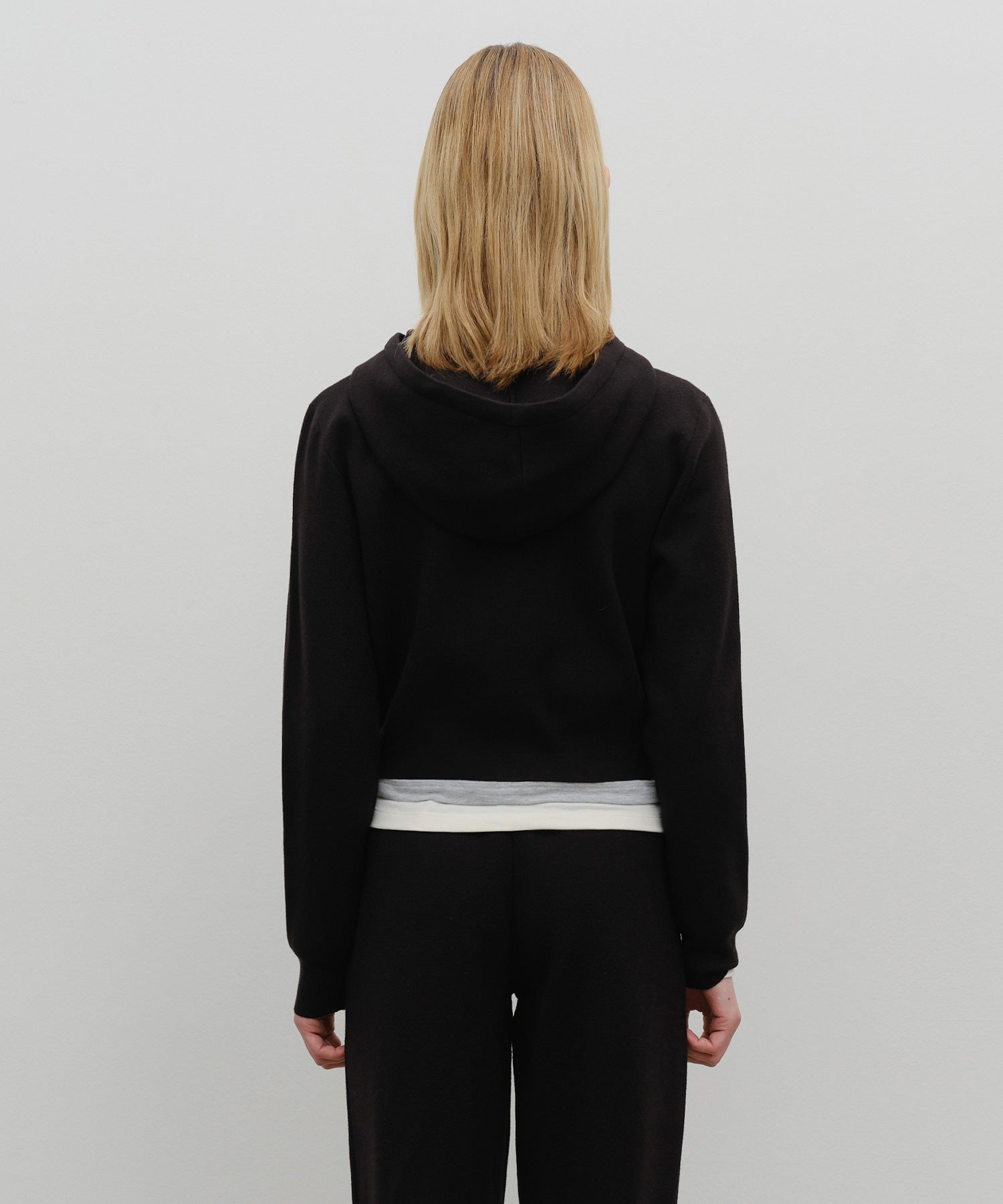 W CLASSIC LOGO CROP KNIT HOODIE ZIPUP