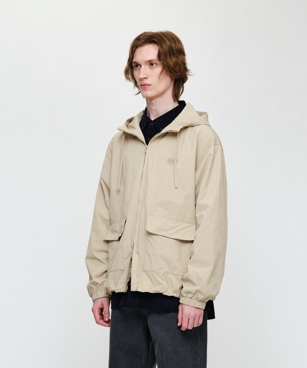 OUTPOCKET HOODED WIND JACKET
