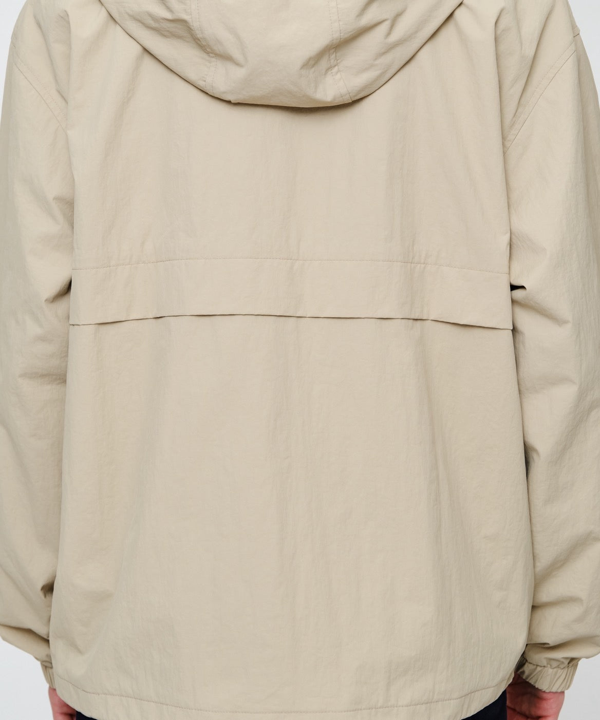 OUTPOCKET HOODED WIND JACKET