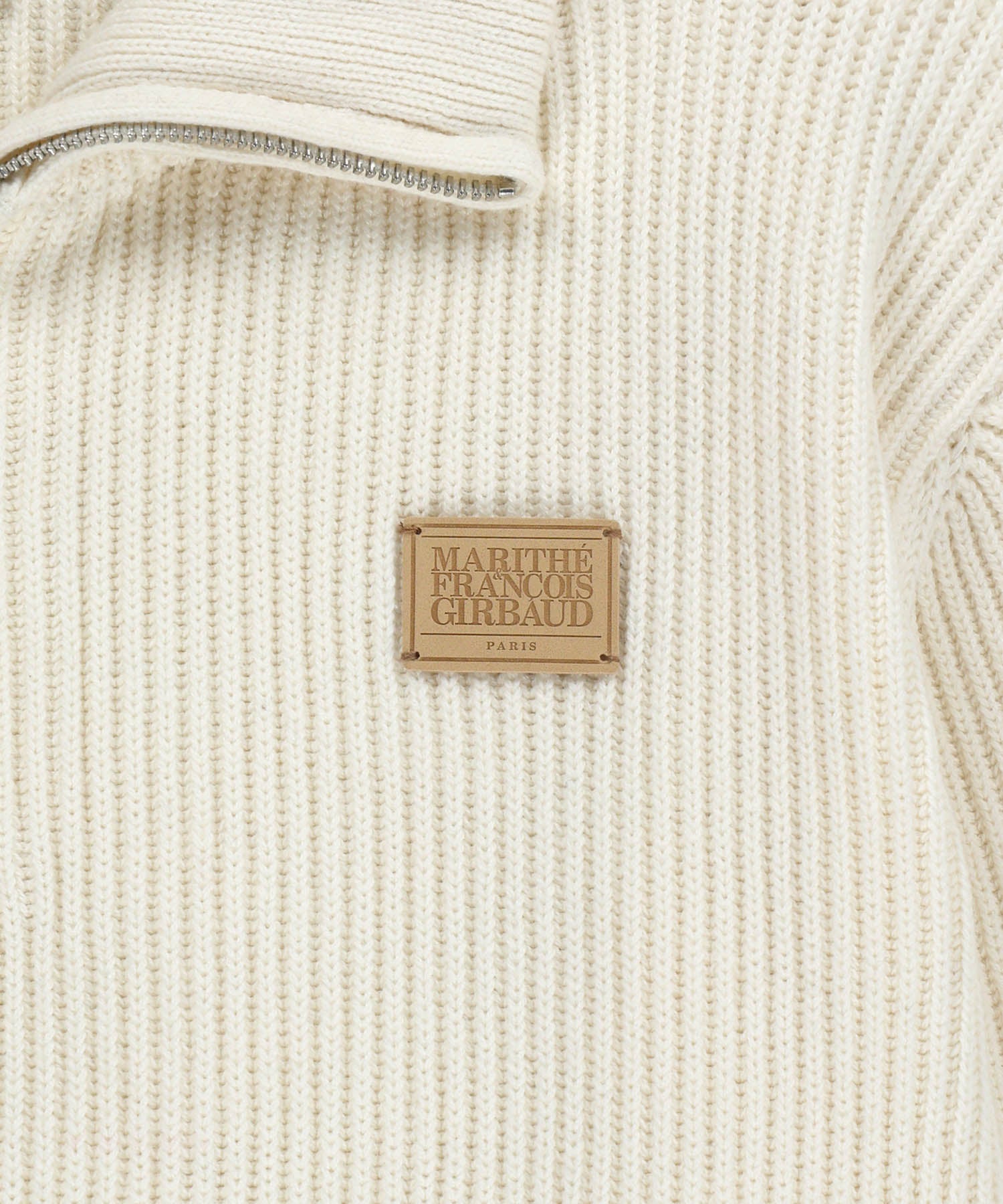 HALF NECK ZIPUP KNIT