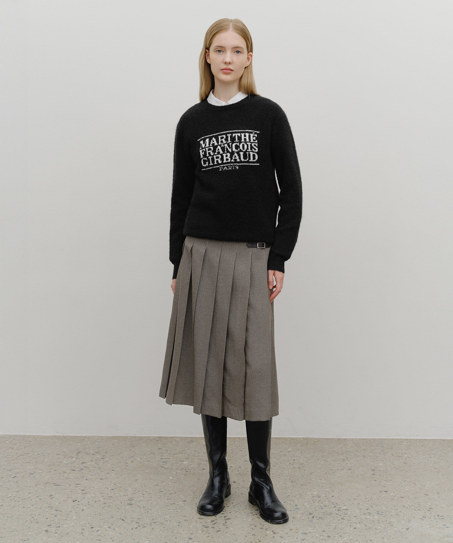 BOUCLE CLASSIC LOGO KNIT PULLOVER