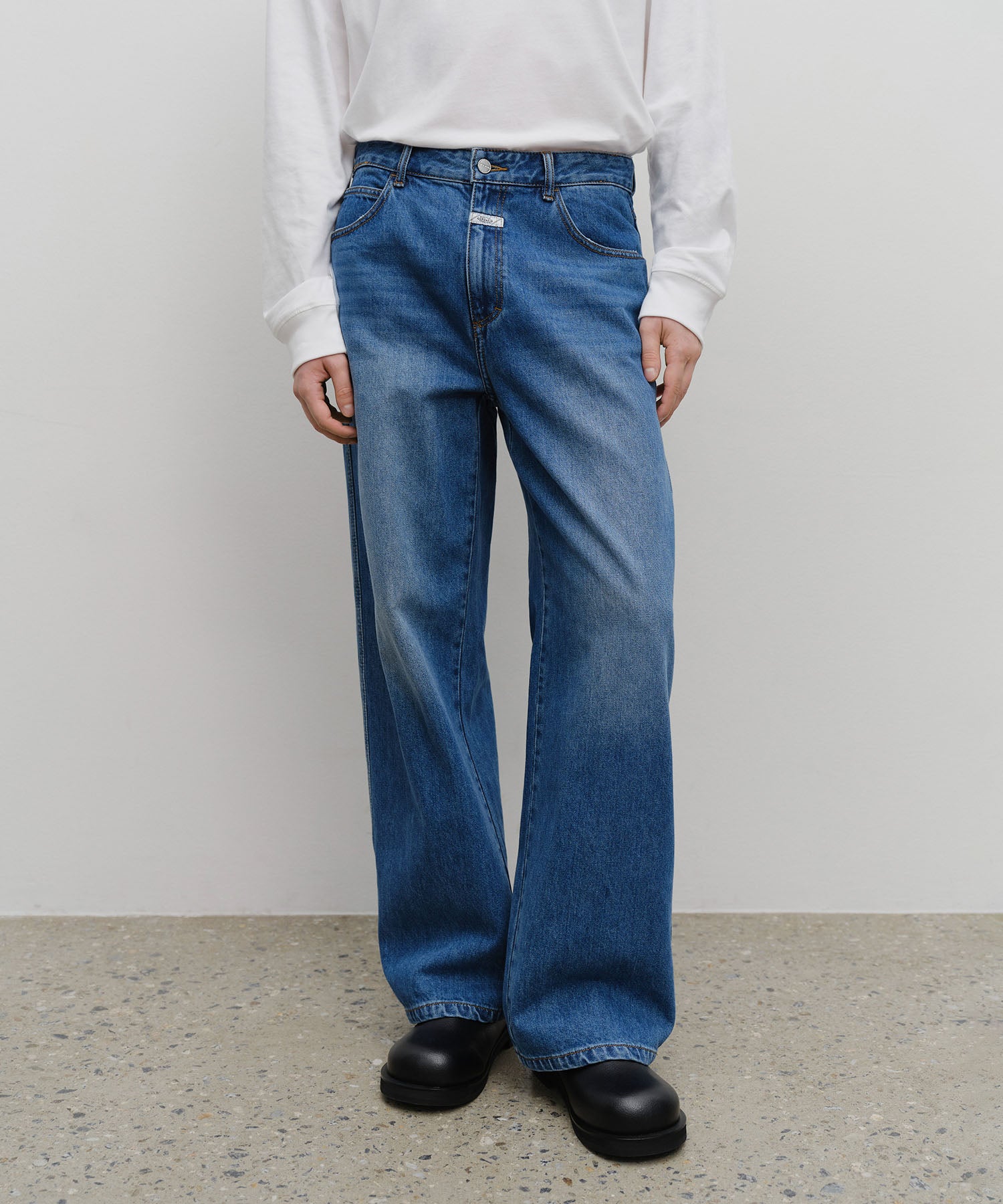 M HIGH STRAIGHT DENIM PANTS
