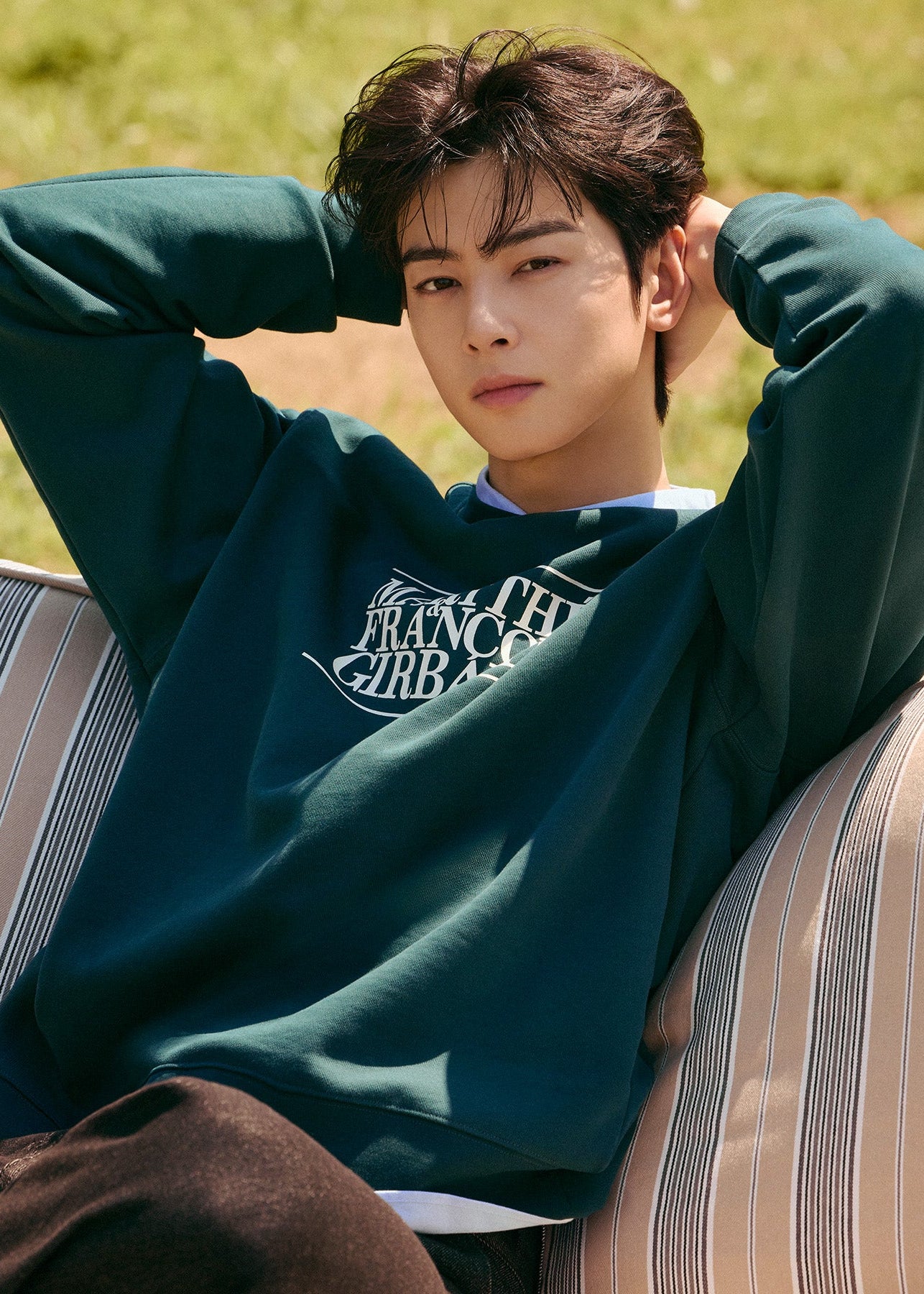 CLASSIC LOGO SWEATSHIRT