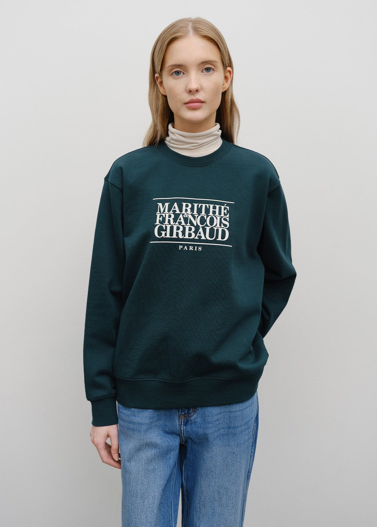CLASSIC LOGO SWEATSHIRT