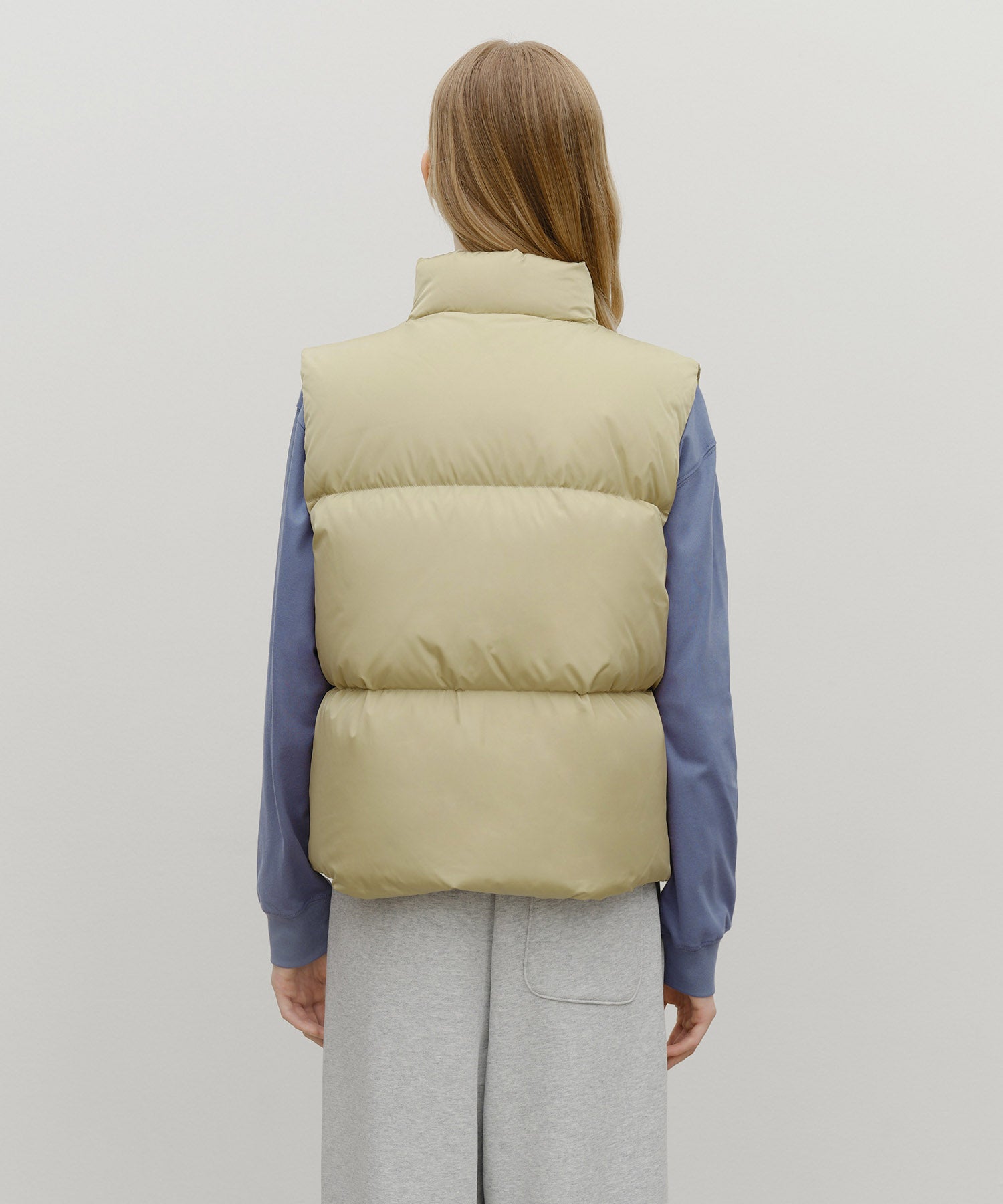 CLASSIC LOGO DOWN VEST