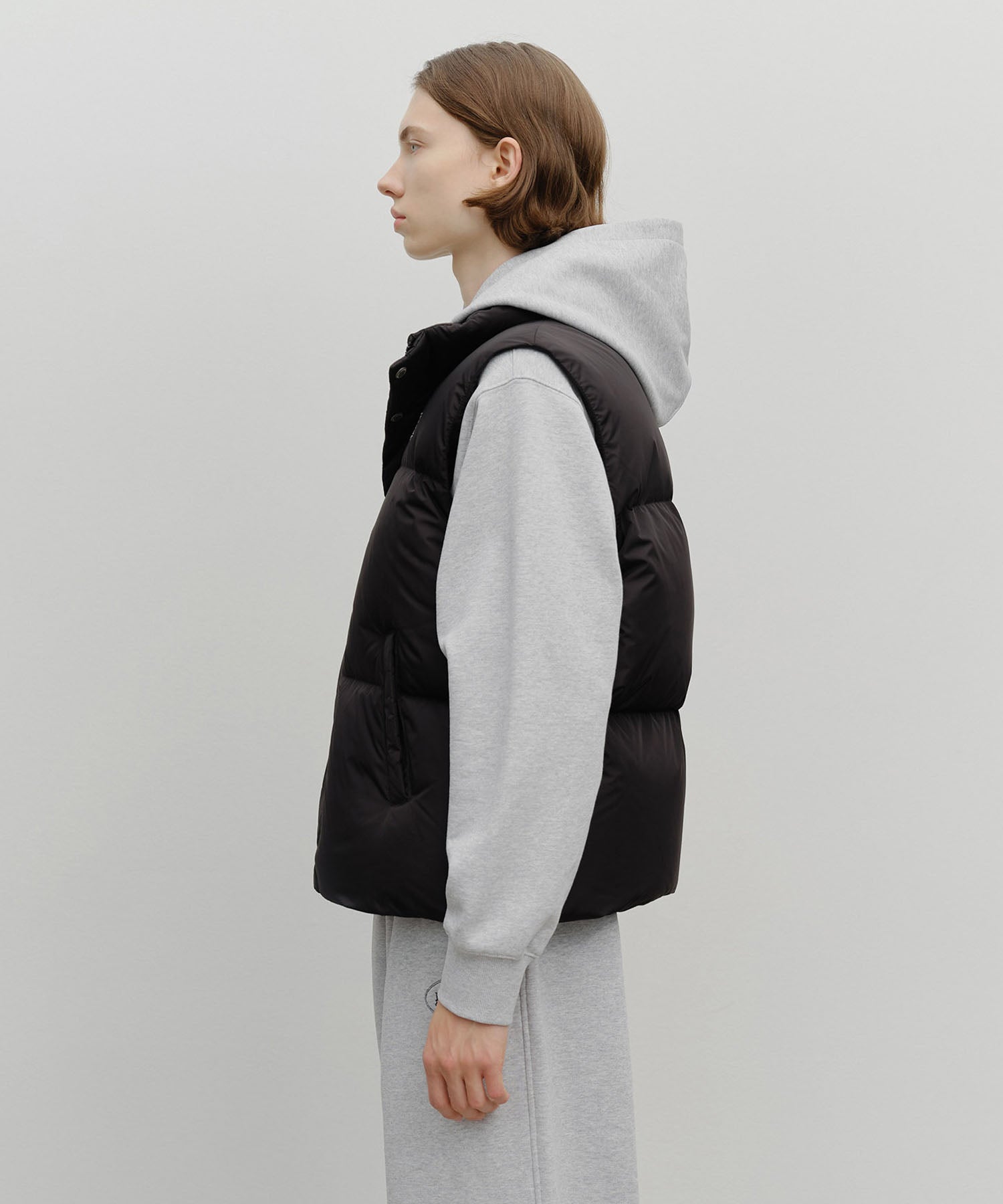 CLASSIC LOGO DOWN VEST