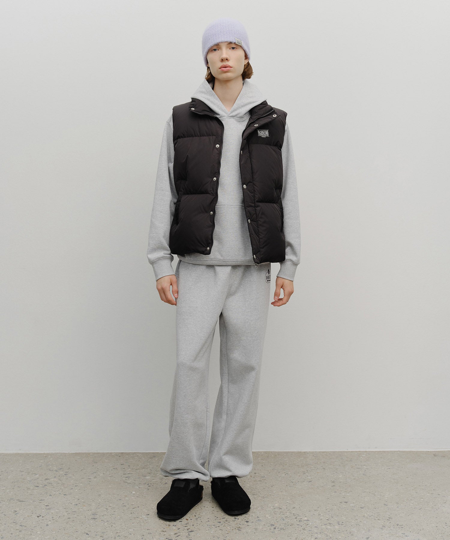 CLASSIC LOGO DOWN VEST