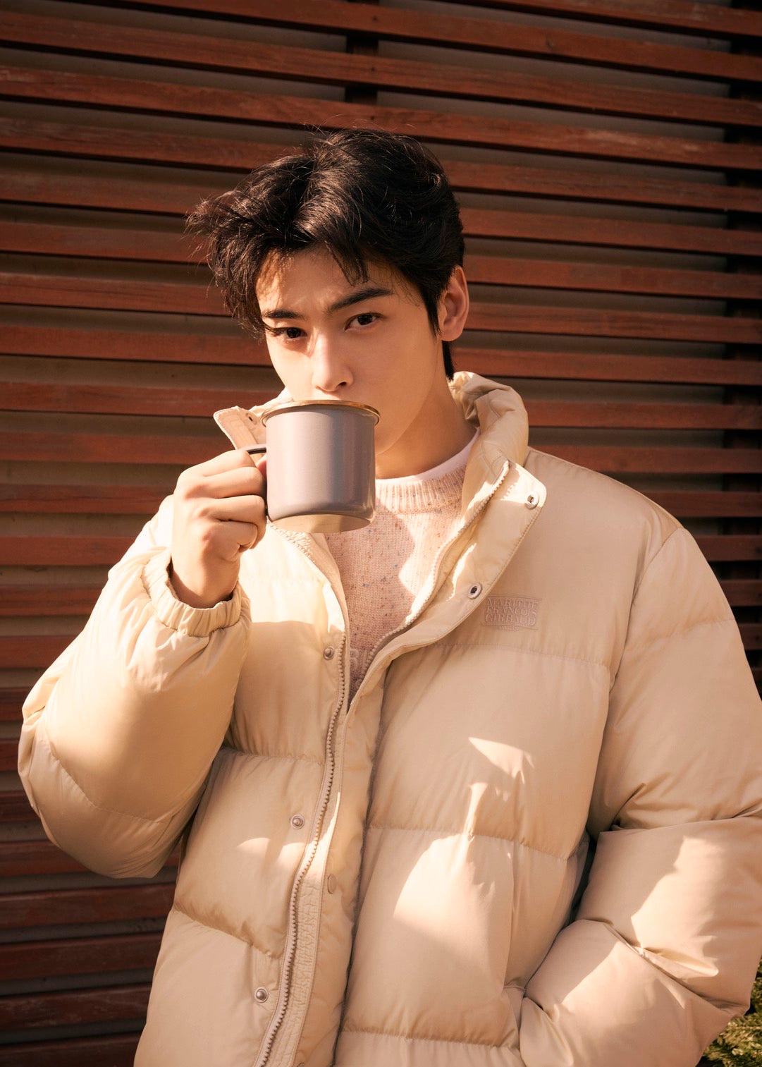 CLASSIC LOGO DOWN JACKET