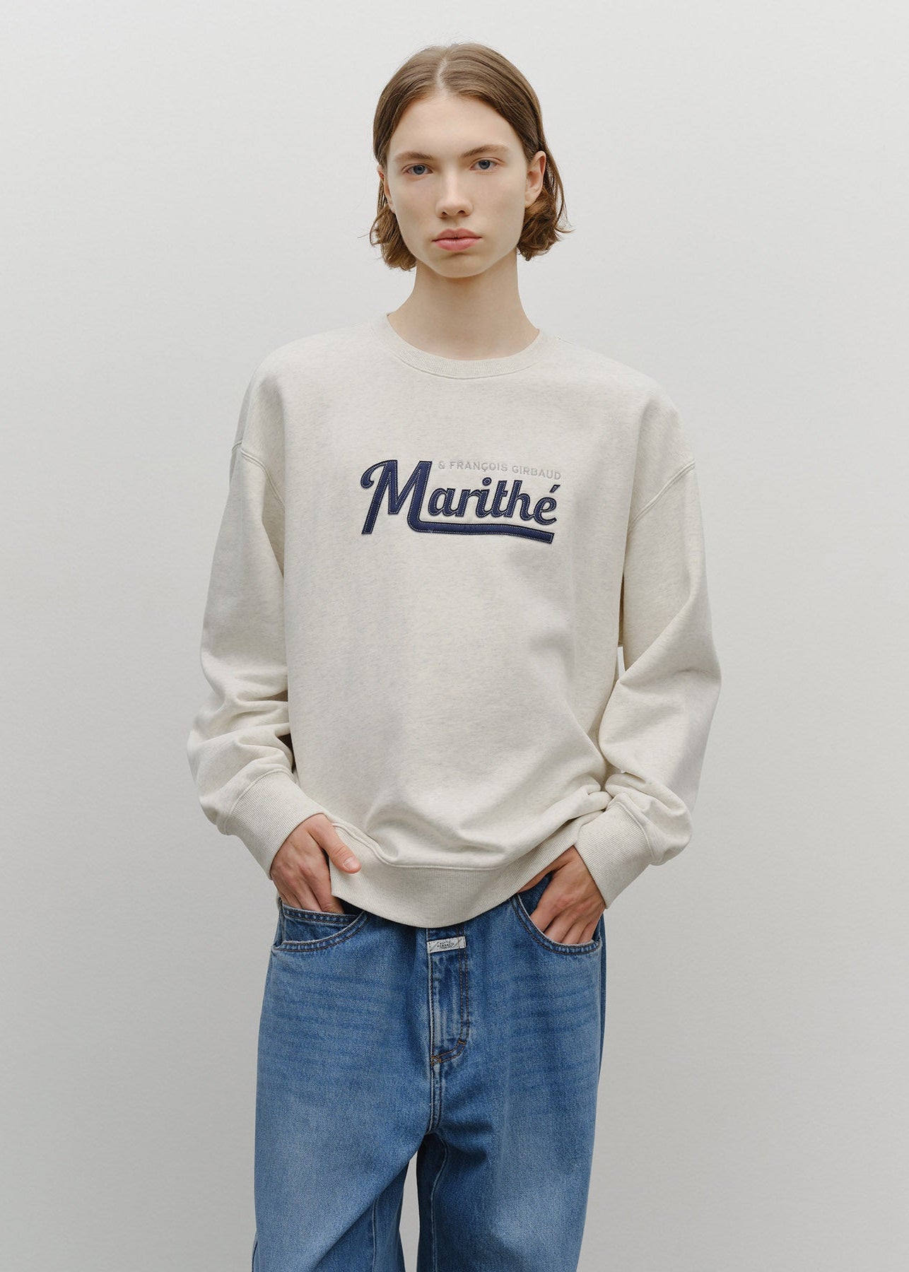 APPLIQUE LOGO OVERSIZED SWEATSHIRT (BRUSHED)