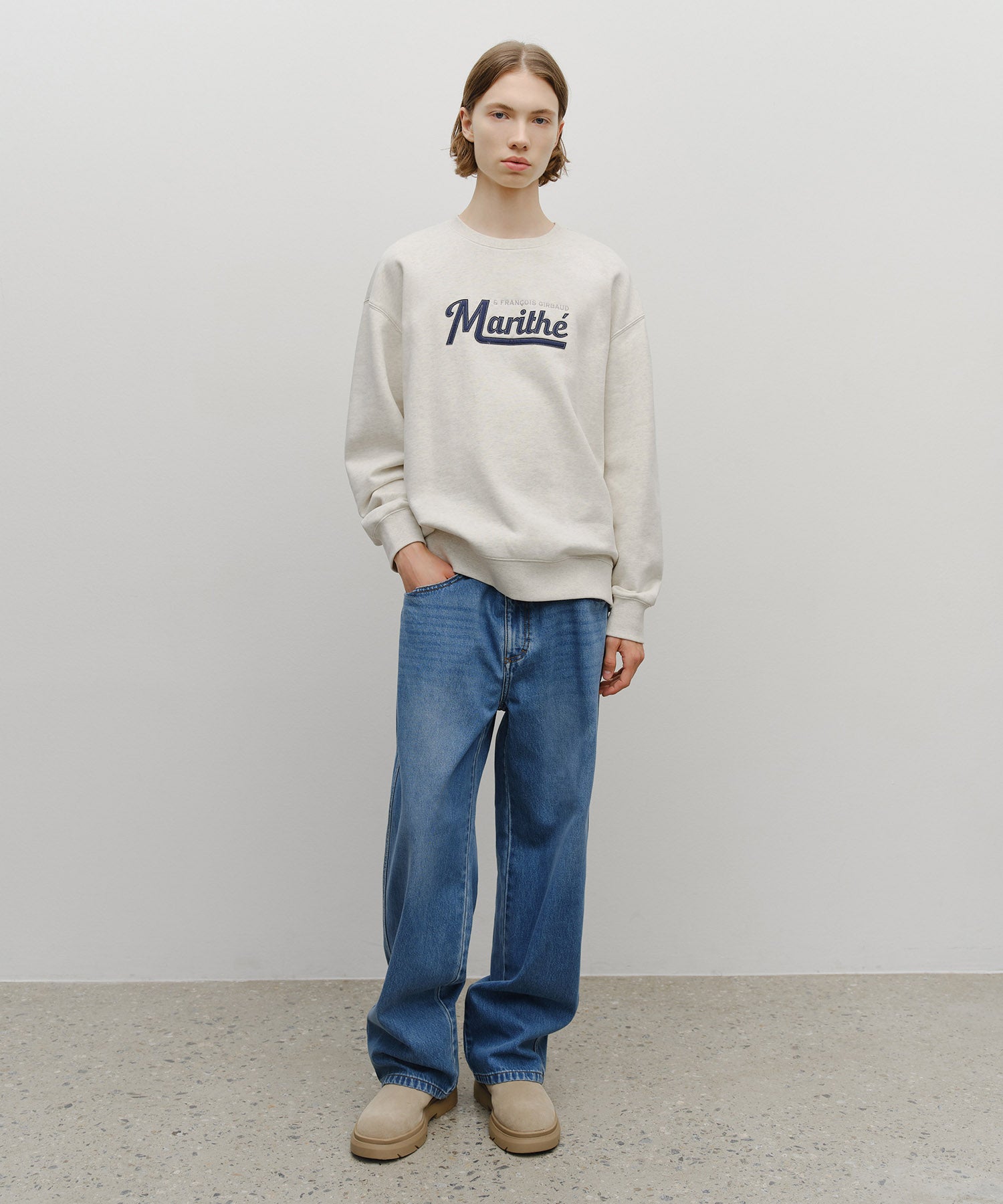 APPLIQUE LOGO OVERSIZED SWEATSHIRT (BRUSHED)