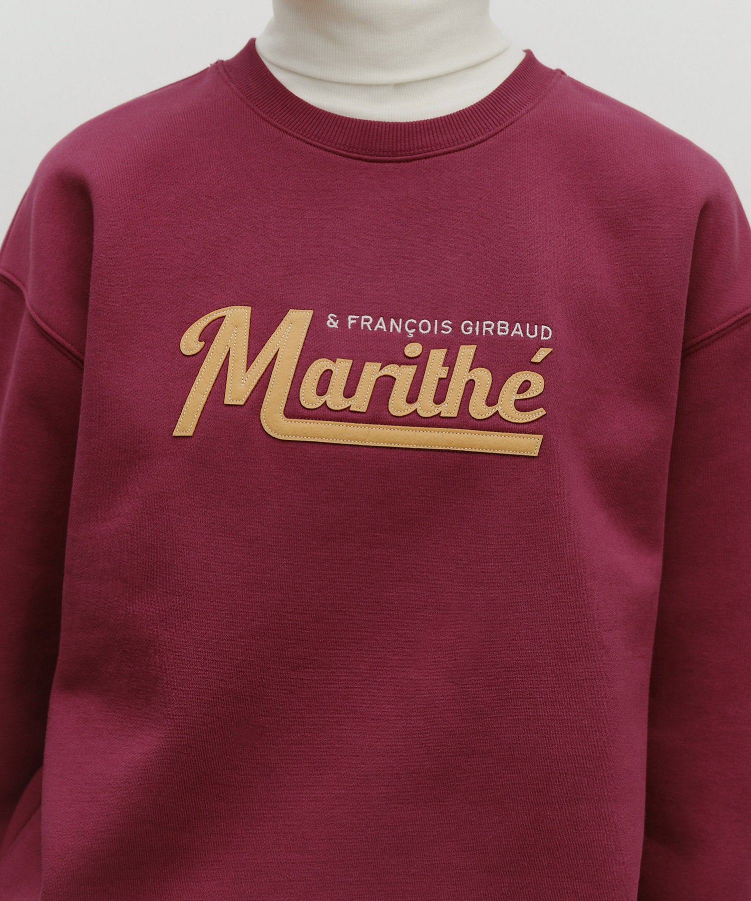 APPLIQUE LOGO OVERSIZED SWEATSHIRT (BRUSHED)
