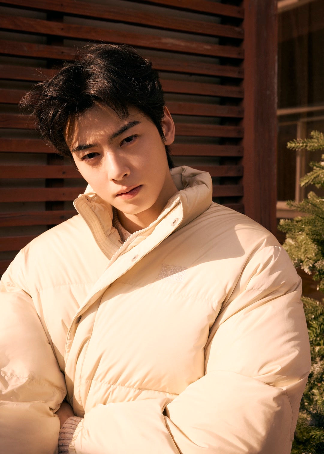 CLASSIC LOGO DOWN JACKET