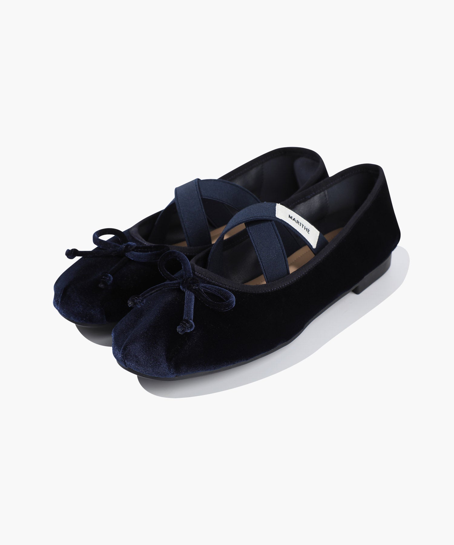 W CROSS BANDING VELVET FLAT SHOES