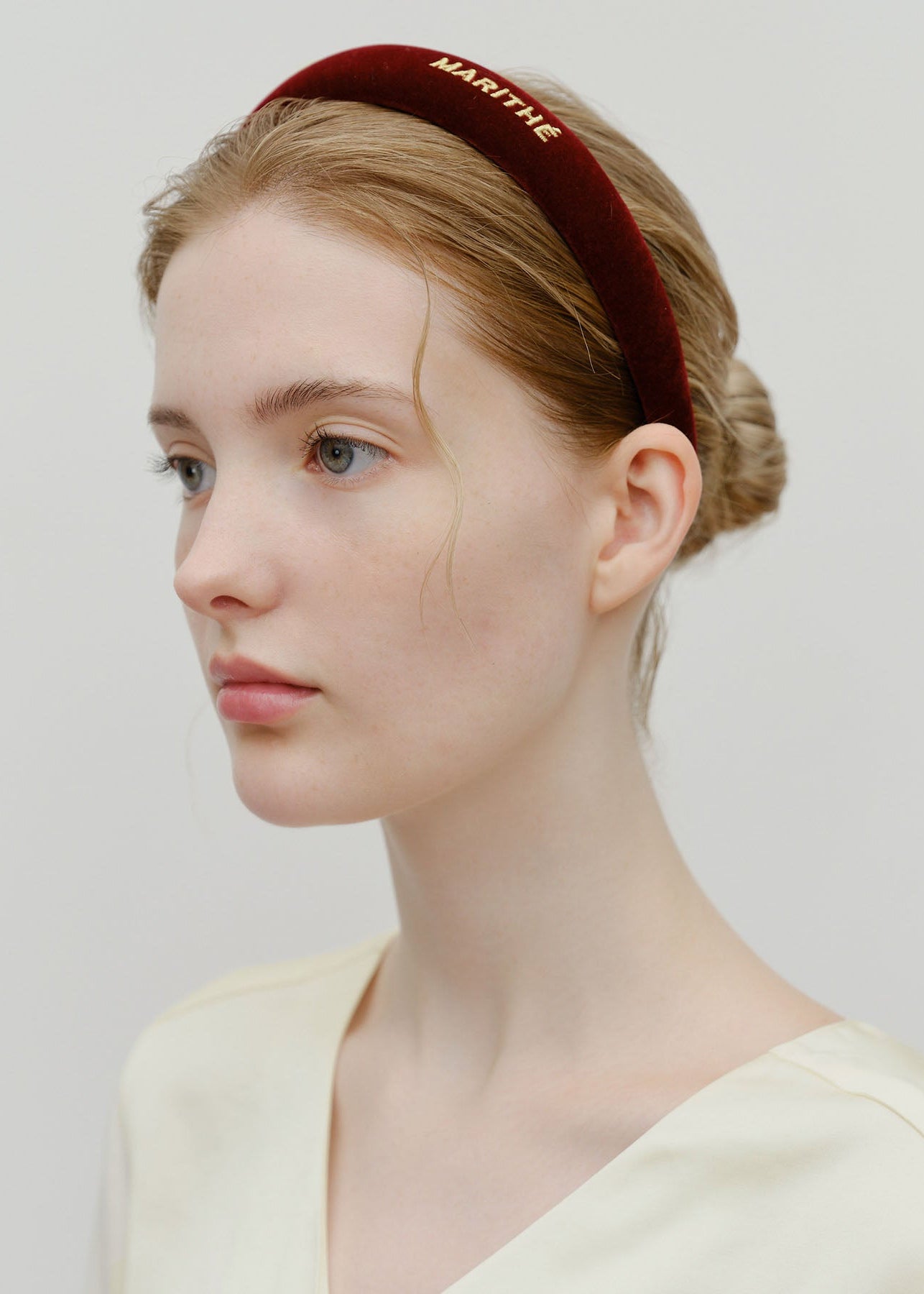 REGULAR LOGO VELVET HAIR BAND