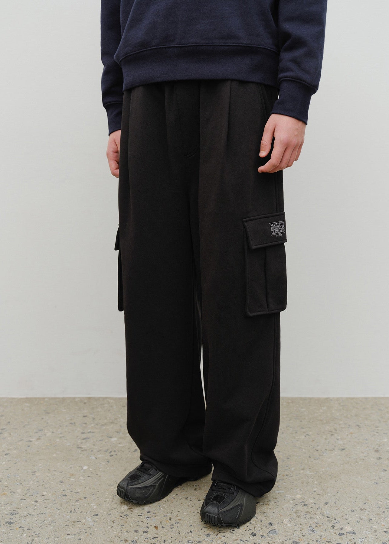 CLASSIC LOGO ONE TUCK CARGO SWEAT PANTS