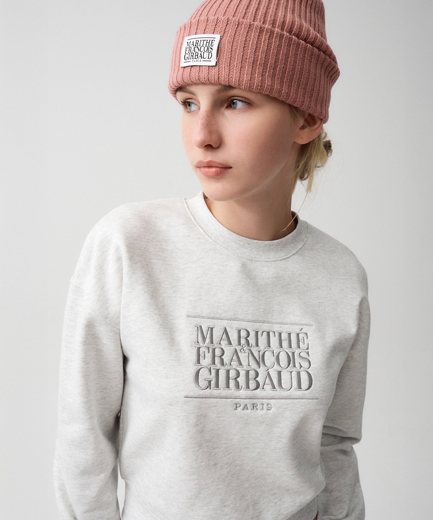 W CLASSIC LOGO CROP SWEATSHIRT