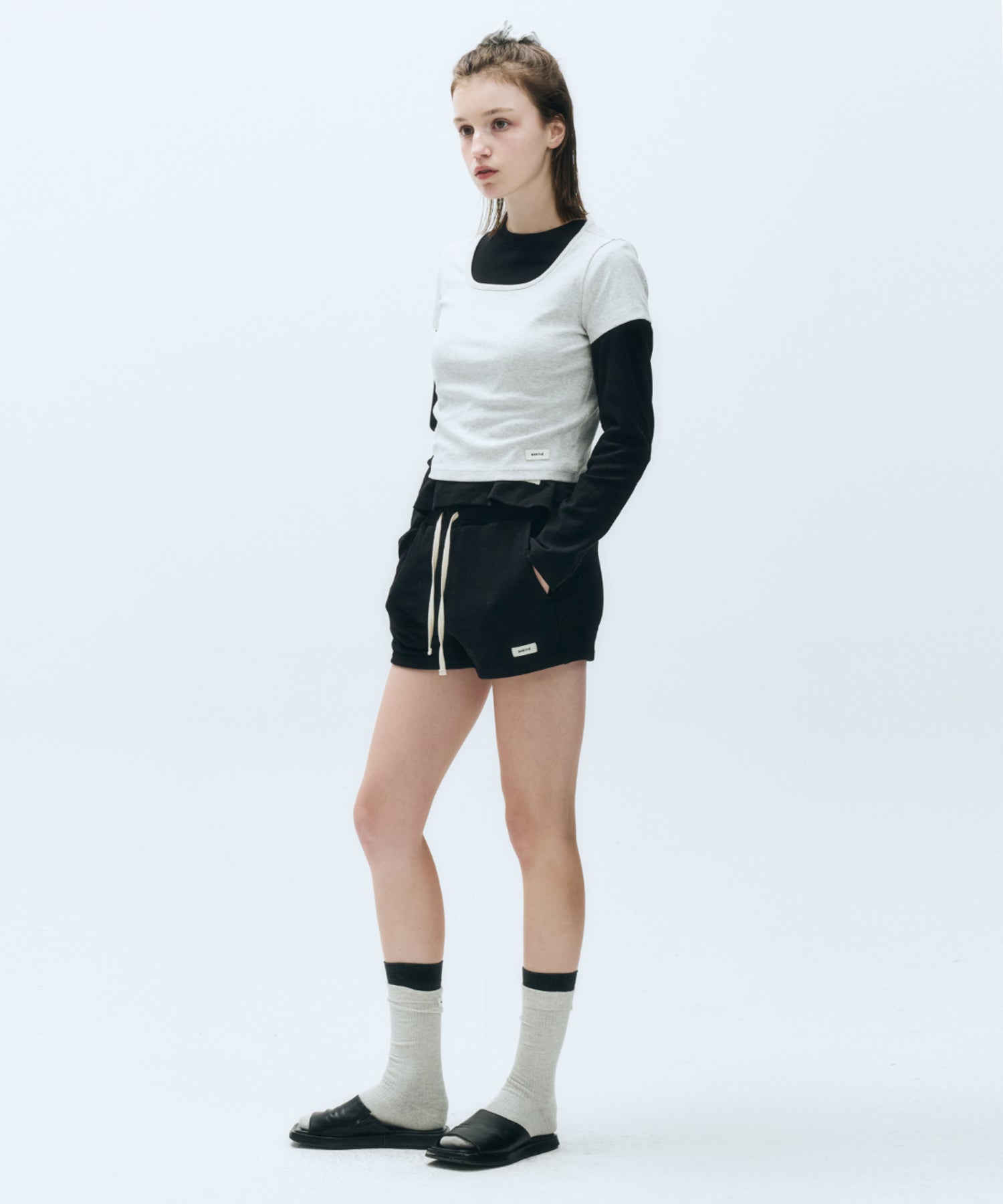 W BASIC SWEAT SHORTS