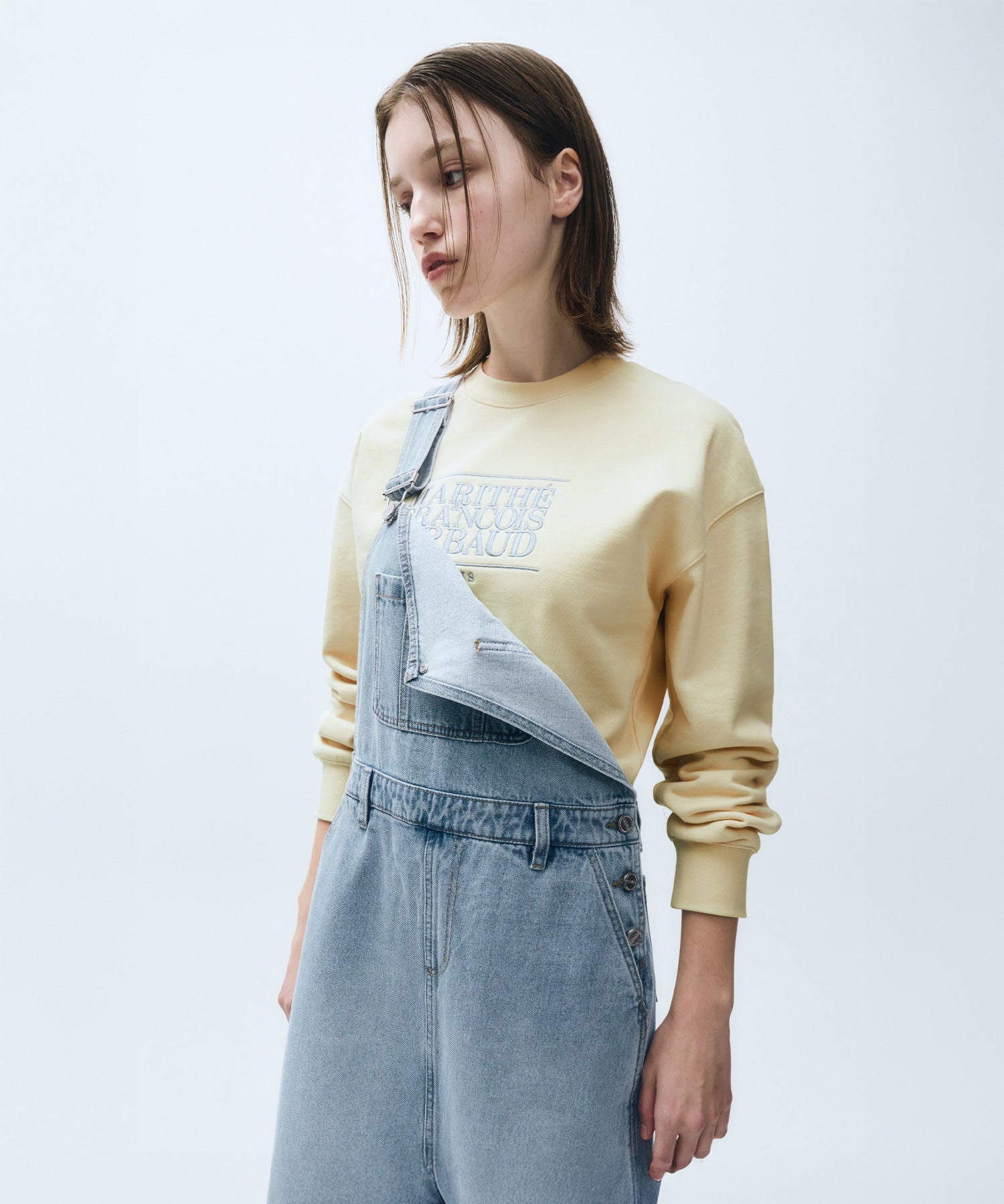 W CLASSIC LOGO CROP SWEATSHIRT