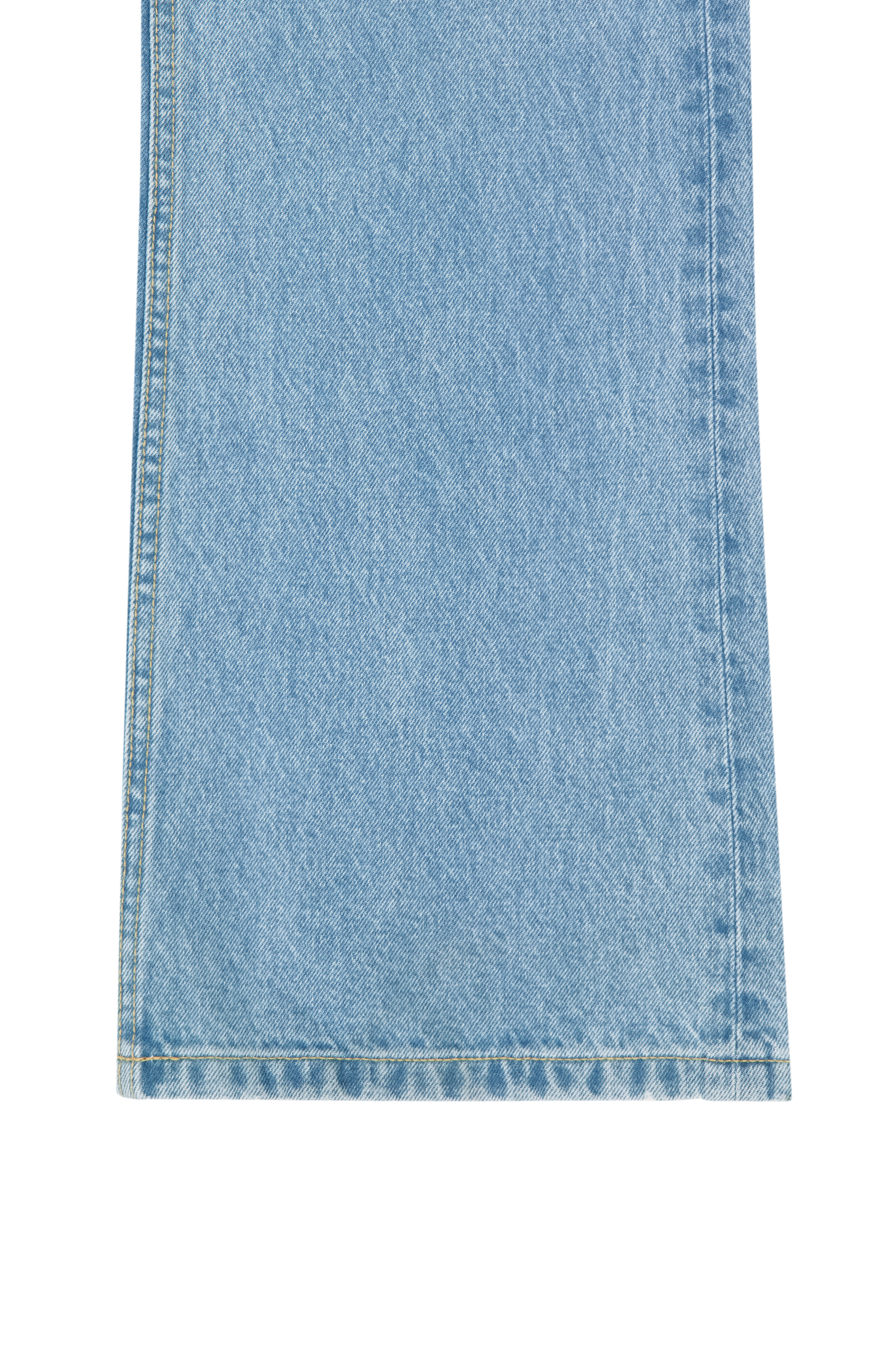 W RELAXED FIT BOOTS-CUT DENIM PANTS