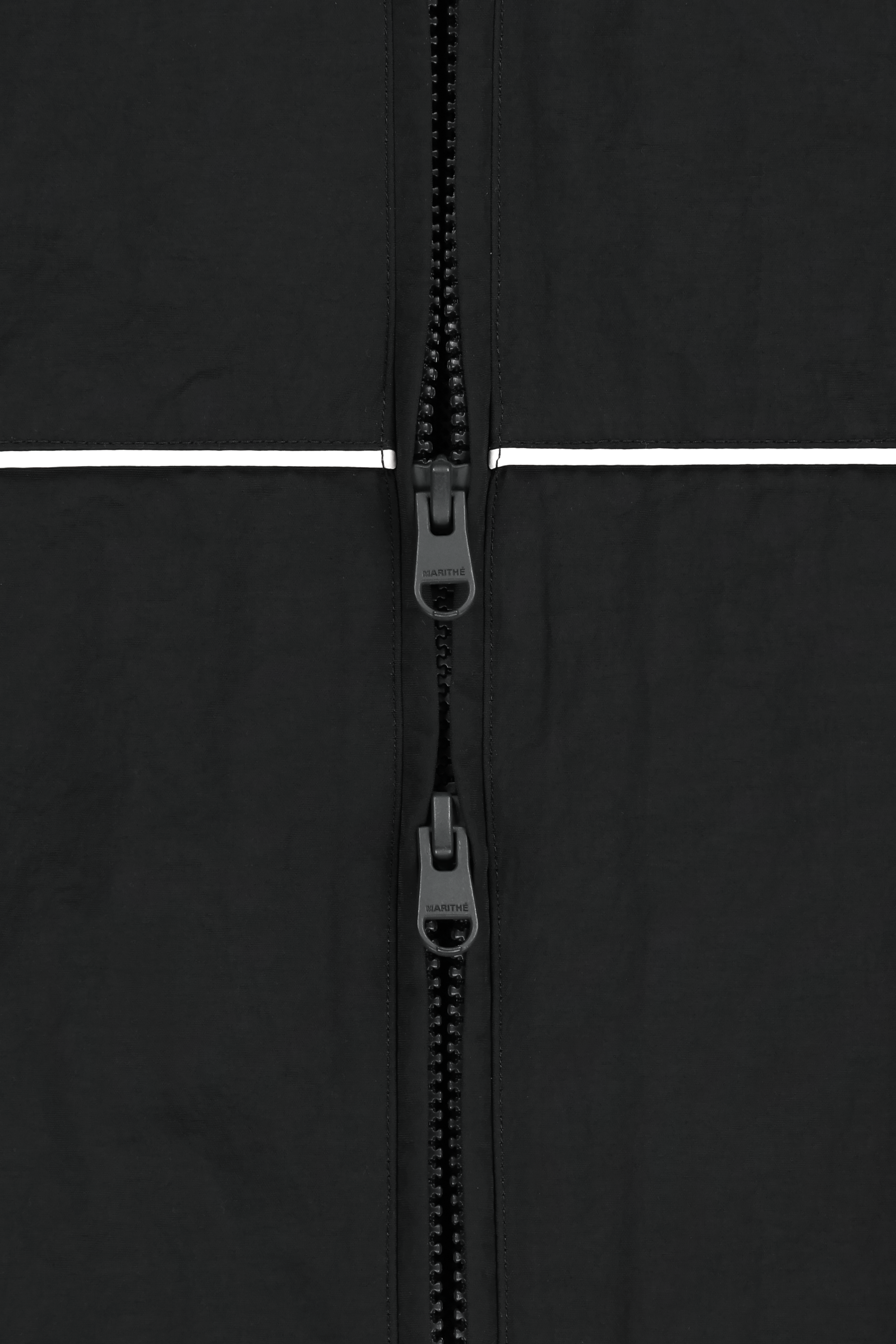 CLASSIC LOGO HIGH NECK WIND JACKET