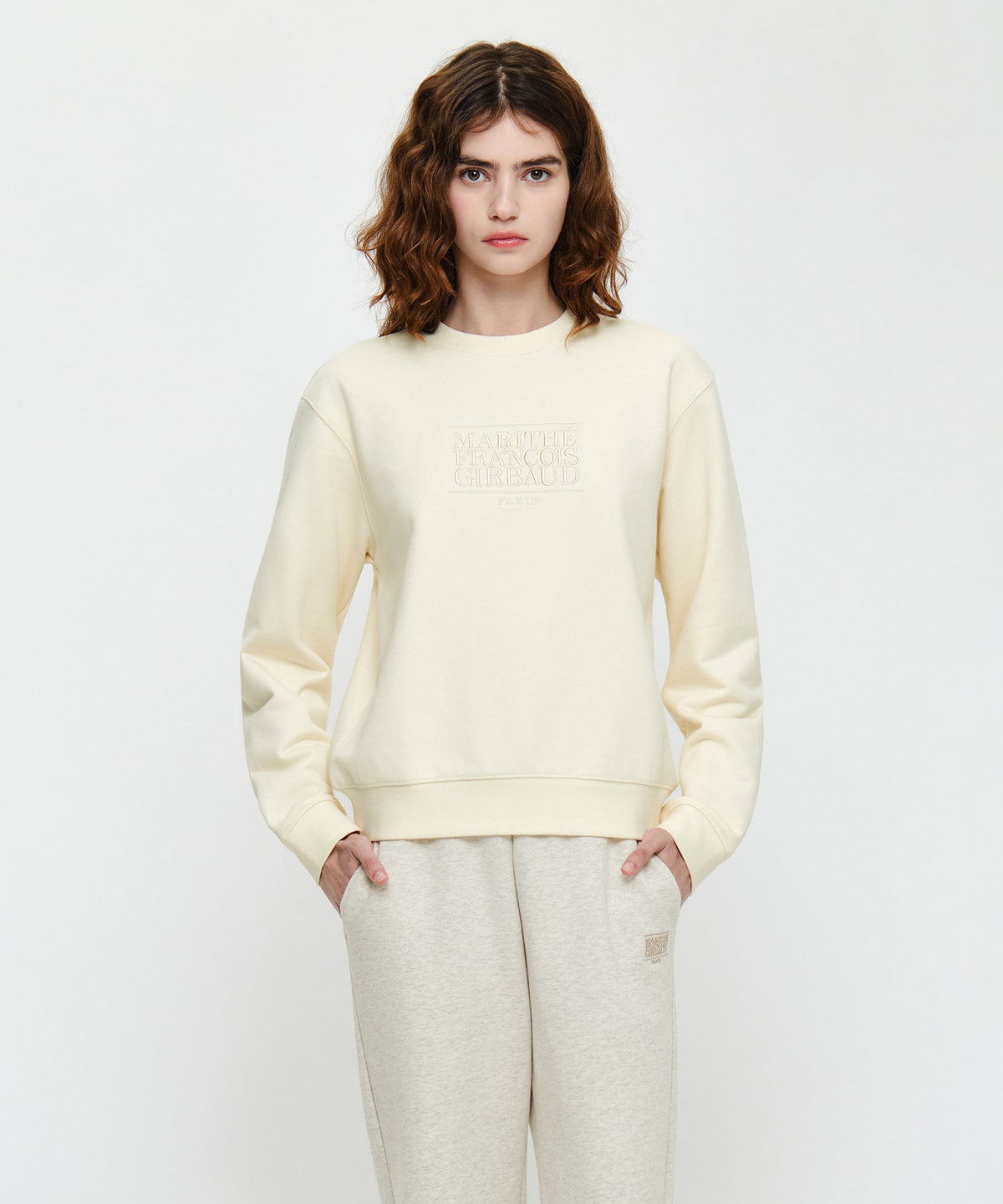 W CLASSIC LOGO SWEATSHIRT