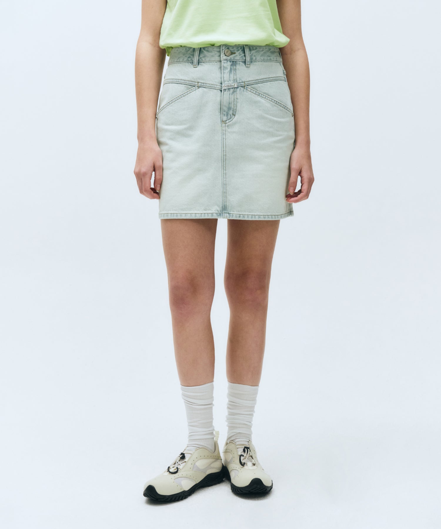 W STRAIGHT DENIM MINI SKIRT