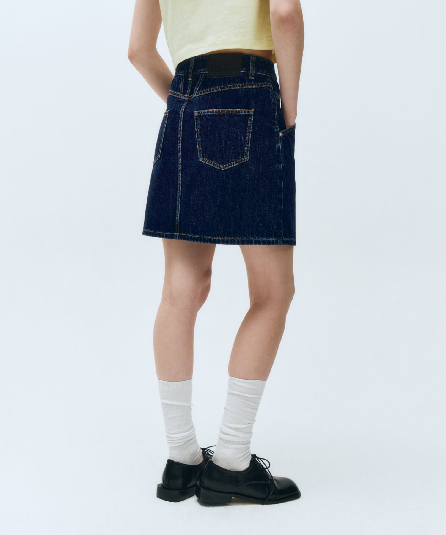 W STRAIGHT DENIM MINI SKIRT