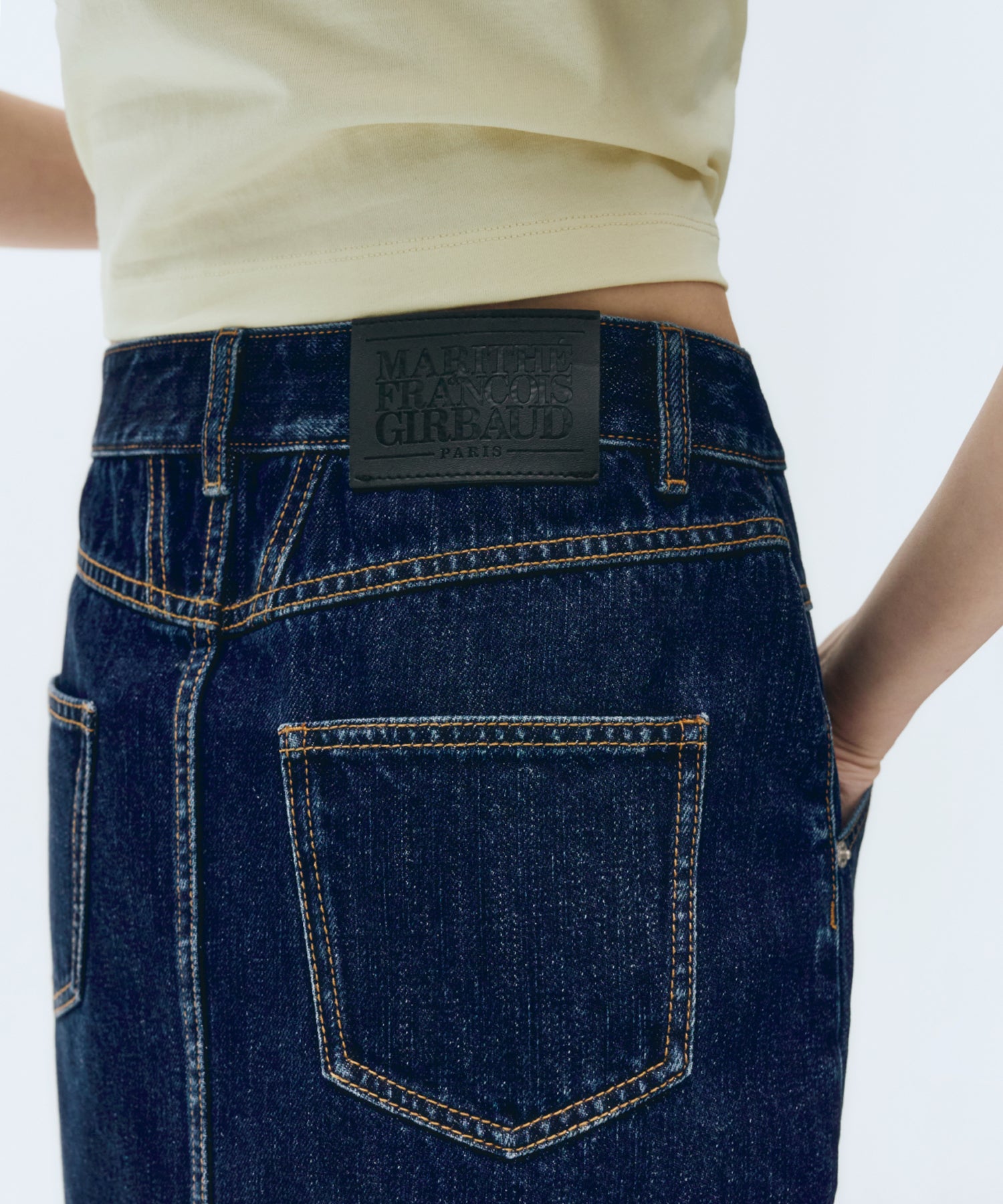 W STRAIGHT DENIM MINI SKIRT