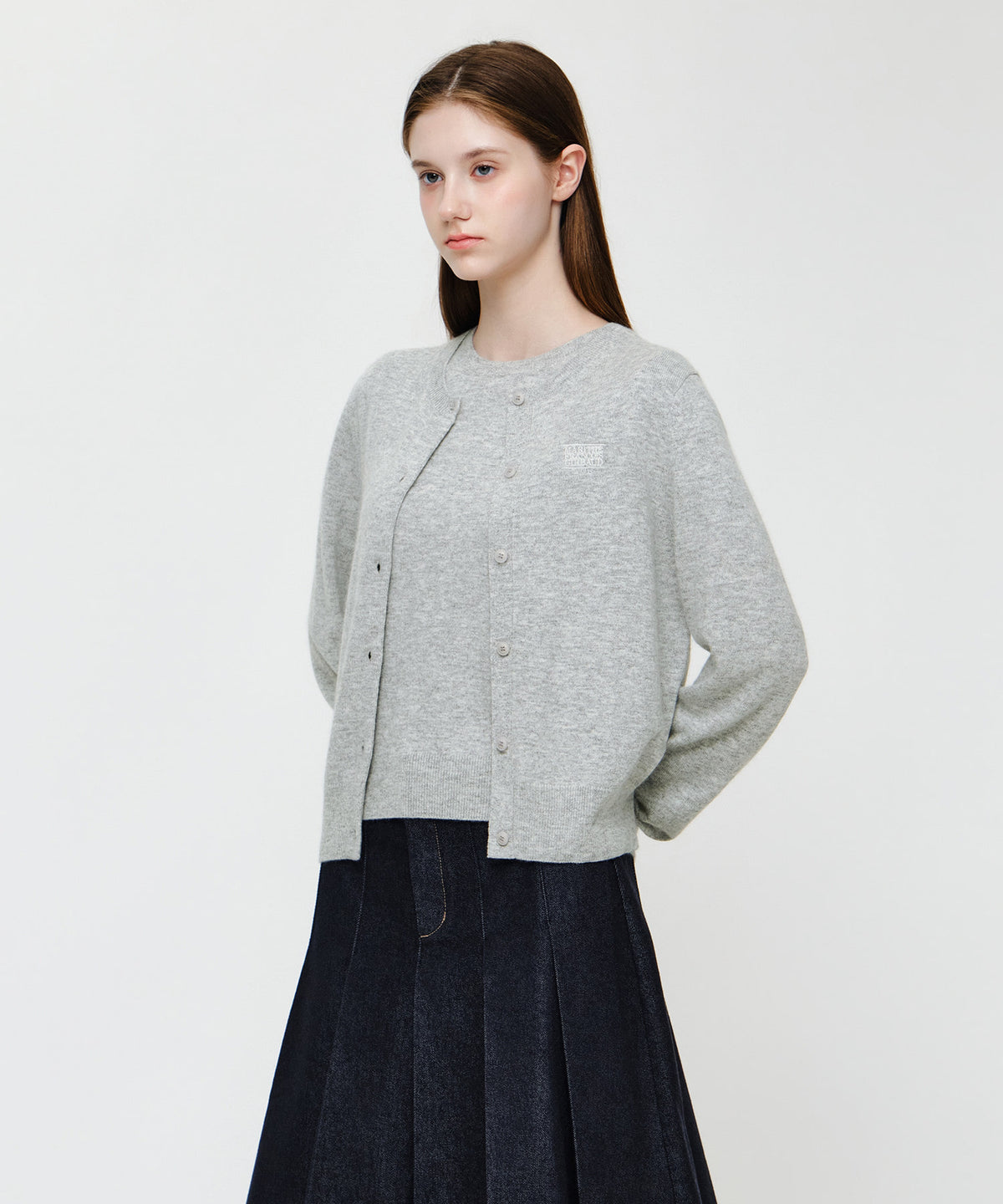 W SMALL CLASSIC LOGO ROUND NECK CARDIGAN SET UP